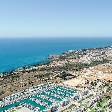 Homes White Rose Garden With 2 Terraces & 2 Swimming Pools דירה