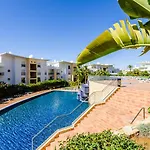Homes White Rose Garden With 2 Terraces & 2 Swimming Pools * Albufeira