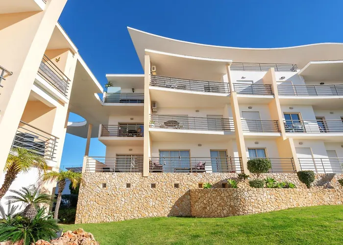 Homes White Rose Garden With 2 Terraces & 2 Swimming Pools 아파트