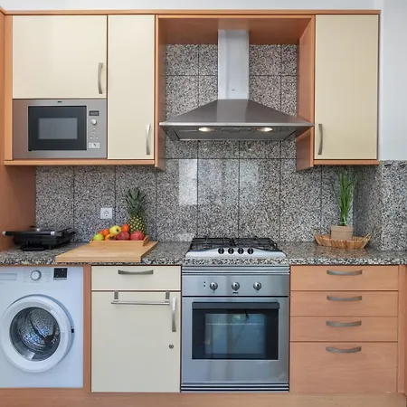 Homes White Rose Garden With 2 Terraces & 2 Swimming Pools Albufeira