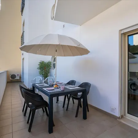 Homes White Rose Garden With 2 Terraces & 2 Swimming Pools Appartement