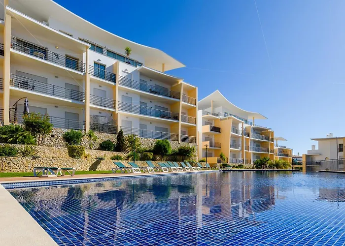 Homes White Rose Garden With 2 Terraces & 2 Swimming Pools * Albufeira