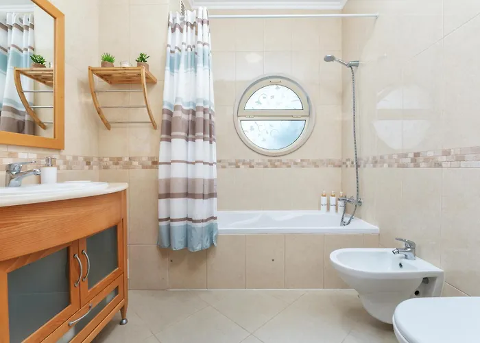 Apartament Homes White Rose Garden With 2 Terraces & 2 Swimming Pools