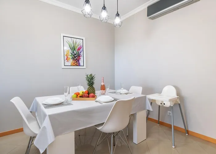 Homes White Rose Garden With 2 Terraces & 2 Swimming Pools Apartamento *